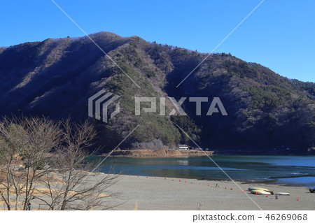 View of the east side seen from the west bank of Lake Shoji of Fuji Five Lakes 46269068