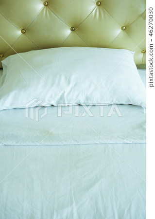 bed 46270030