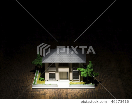 House image (spotlight) House image (spotlight) 46273416