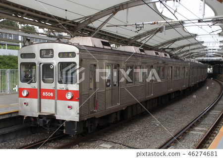 [DT] Tokyu Denentoshi Line 8500 series (curtain car / Circle K) 46274681