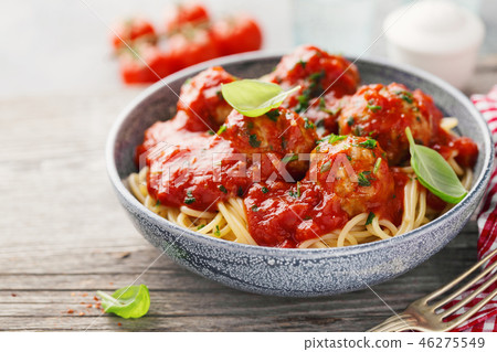 Pasta spaghetti with meatballs and tomatoes Pasta spaghetti with meatballs and tomatoes 46275549
