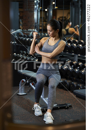 健身健身房 46277222