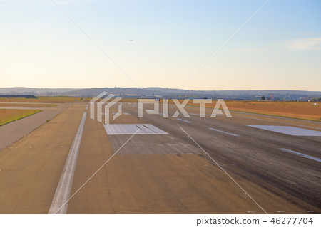 Charles de Gaulle Airport 46277704