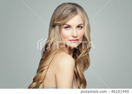 Natural beauty. Beautiful blonde woman  46281499