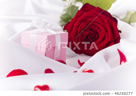 Valentine's day background with hearts Valentine's day background with hearts 46288277