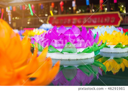 Beautiful kratong Made of foam is floating 46291981