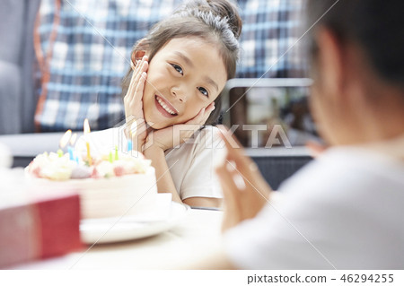 父母和孩子的生活方式生日 46294255