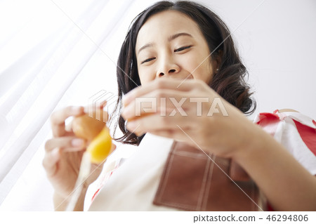 Female Lifestyle Cooking 46294806