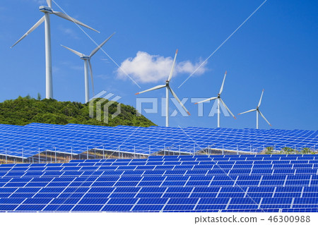 Eco image_ Photovoltaic電廠和風力發電廠和綠色和藍天 Eco image_ Photovoltaic電廠和風力發電廠和綠色和藍天 46300988