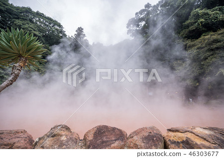 日本 國家指定名勝 血之池地獄溫泉 chinoike jigoku blood pond hell 46303677