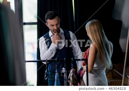 couple in love make shopping together 46304828