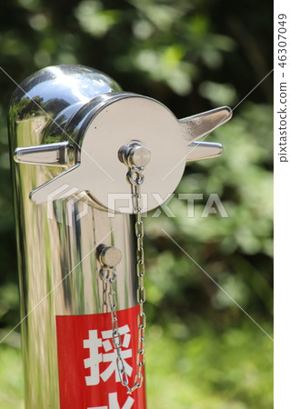 Water sampling port for firefighting 46307049