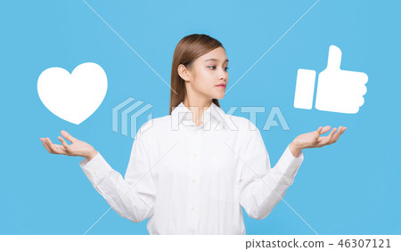 Women to compare Women to compare 46307121