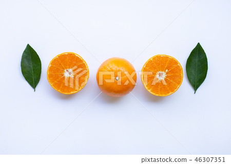 Fresh orange citrus fruit with leaves Fresh orange citrus fruit with leaves 46307351