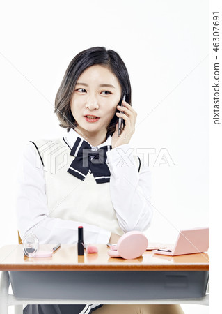 Middle school student, high school student, student 46307691