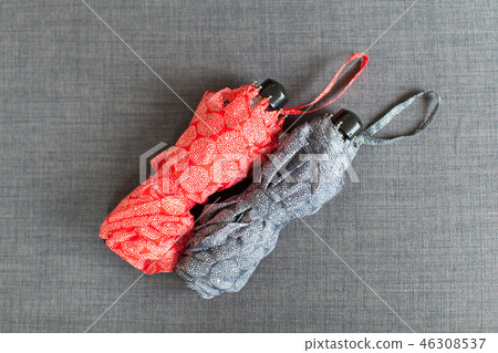 folding umbrella 46308537