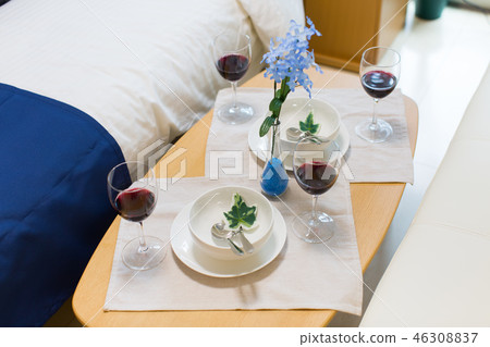 Interior with wine 46308837