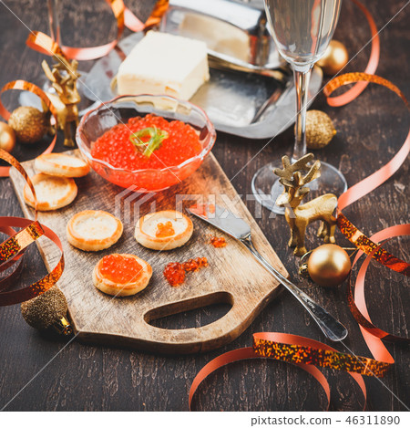 Canape with red salmon caviar 46311890
