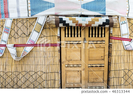 Yurts in Uzbekistan, traditional crafts 46313344
