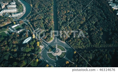 Aerial view of Berlin Victory Column roundabout, Germany 46314676