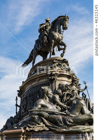 George Washington monument in Philadelphia. George Washington monument in Philadelphia. 46315145