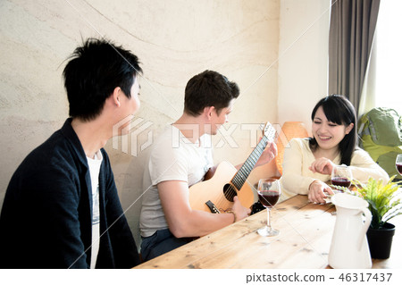 Private night, share house 46317437