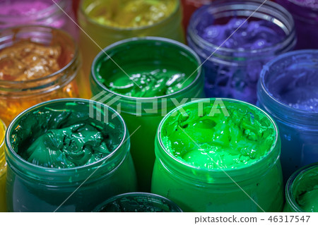 UFO green color of screen printing ink UFO green color of screen printing ink 46317547