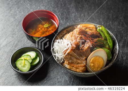 軟煮豬肉料理 46319224