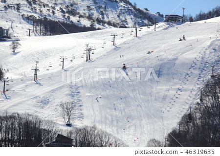 一個斜坡 46319635