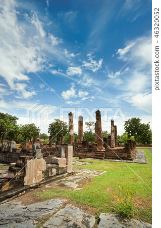 Ancient ruined Wat Chetuphon Luang in Sukhothai 46320052