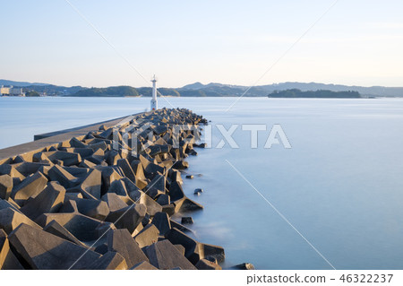 Coast and lighthouse of Tanabe-cho, Wakayama Prefecture 46322237
