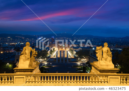 Plaza de Espana at evening in Barcelona, Spain Plaza de Espana at evening in Barcelona, Spain 46323475