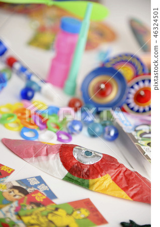 Mom-and-pop candy store 46324501