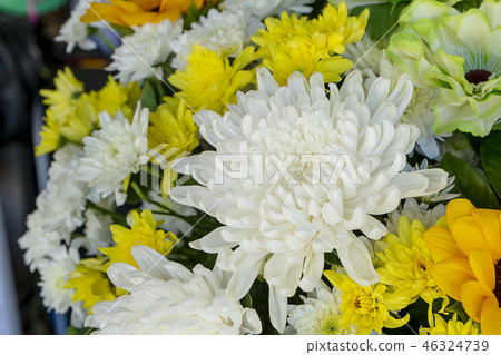 Close up flowers in the wedding Close up flowers in the wedding 46324739