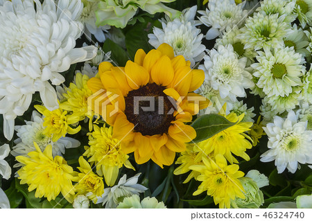 Close up flowers in the wedding 46324740