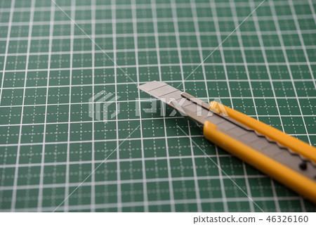 Cutter mat 46326160