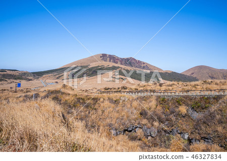 日本 九州 阿蘇 火山 芒草 熊本 aso mountain volcano 46327834