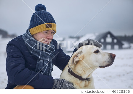Friendship between pet owner and his dog Friendship between pet owner and his dog 46328366