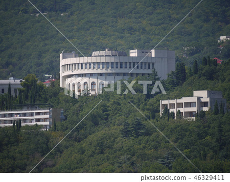 Scenic view of the beautiful semi-circular buildin 46329411