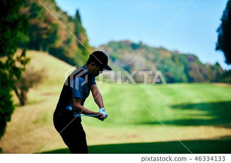 高爾夫球手射擊 高爾夫球手射擊 46334133