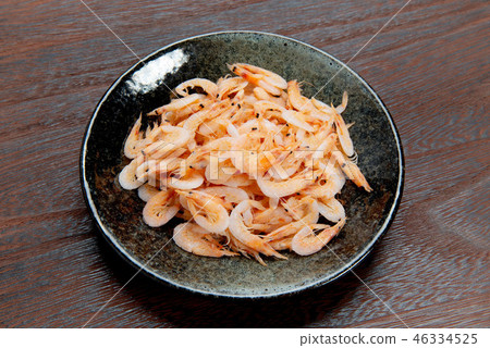Steamed sweet shrimp 46334525