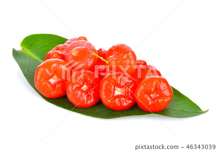 rose apple on leaves on white background 46343039