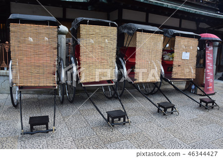 Dogo Onsen Main building rickshaw 46344427