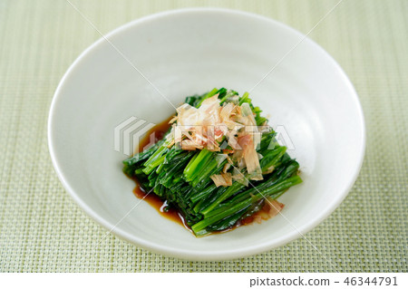 Spinach 46344791