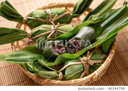Bamboo dumpling 46344798
