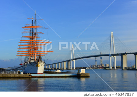 Kaiomaru Park and Shinminato Bridge Kaiomaru Park and Shinminato Bridge 46347837