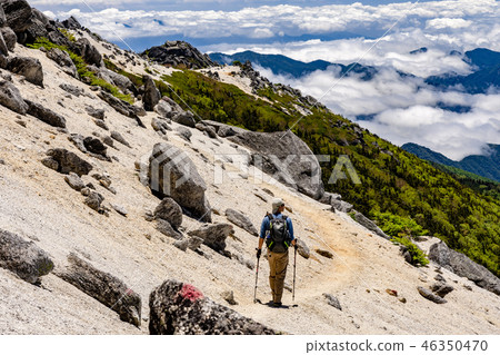 Road to Mt. 46350470