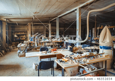 the old carpenter's workshop 46351654