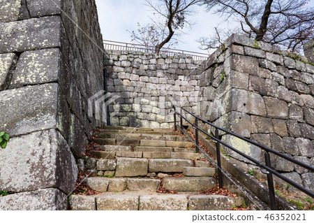 Fukushima Komine Castle Kamon ruins and stone steps and stone walls 46352021