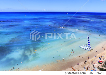 Waikiki Beach Waikiki Beach 46352629
